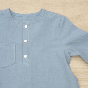 chemise bébé encolure tunisienne coton lavé bio 12 mois détail 1 bleu vénitien motif uni
