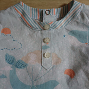 Ensemble bébé chemisette boutonnage au dos coton bio Oeko-tex 100 classe 1 encolure motif baleine 3 mois